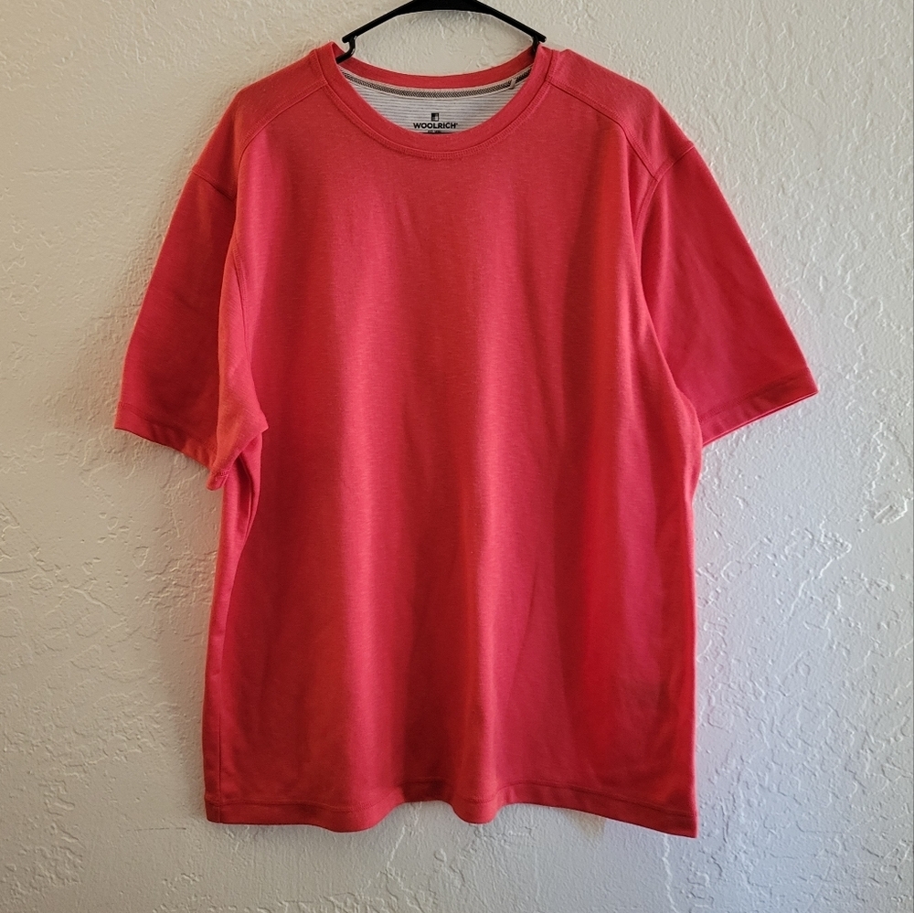 Woolrich Tee Size XL